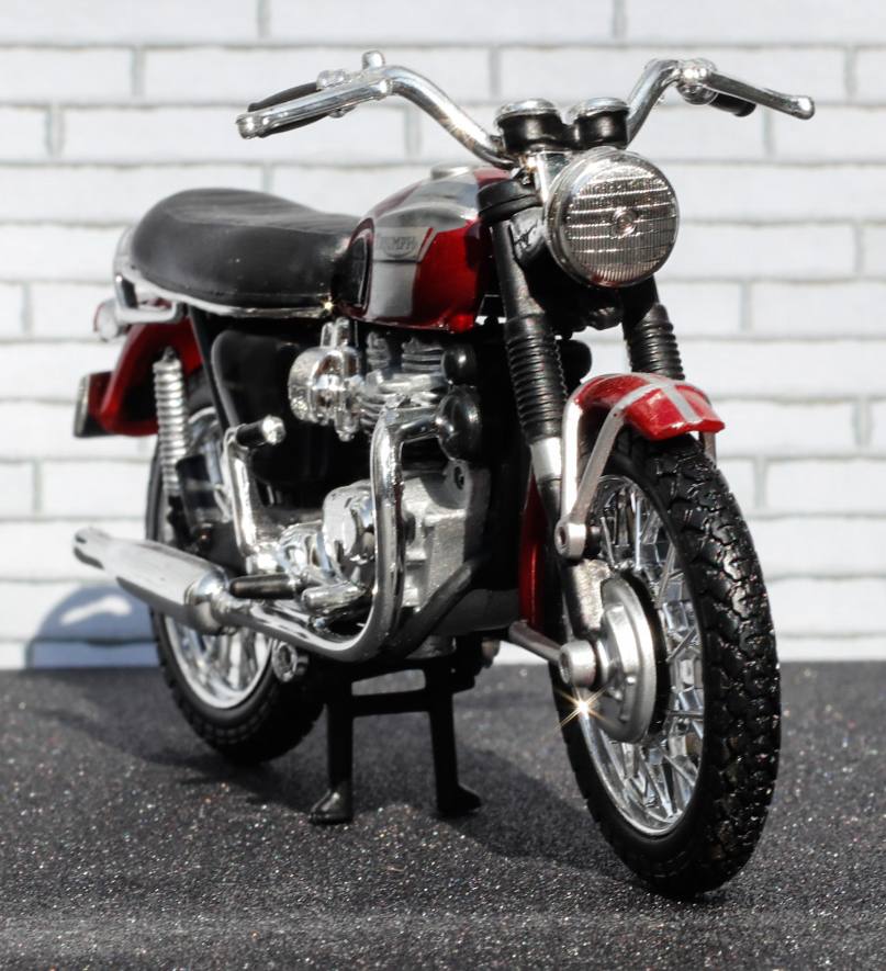 Maisto Triumph Bonnieville T120